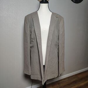 Cintas NWT Elegant Women's Taupe Blazer Size 14